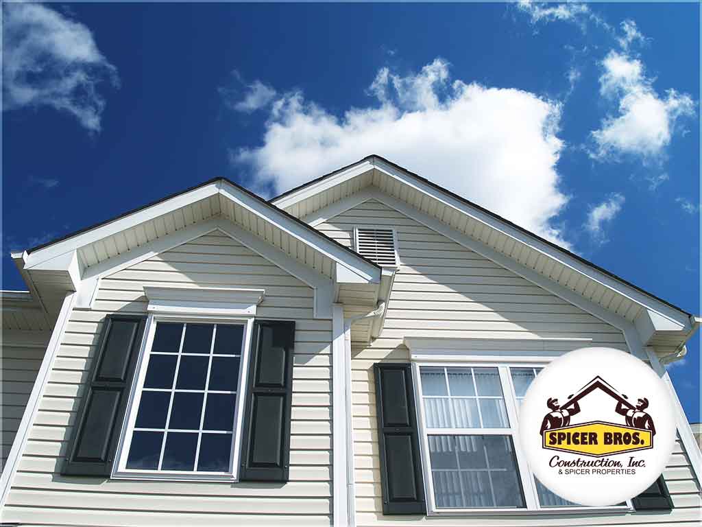 Simple Methods for Cleaning Your Vinyl Siding